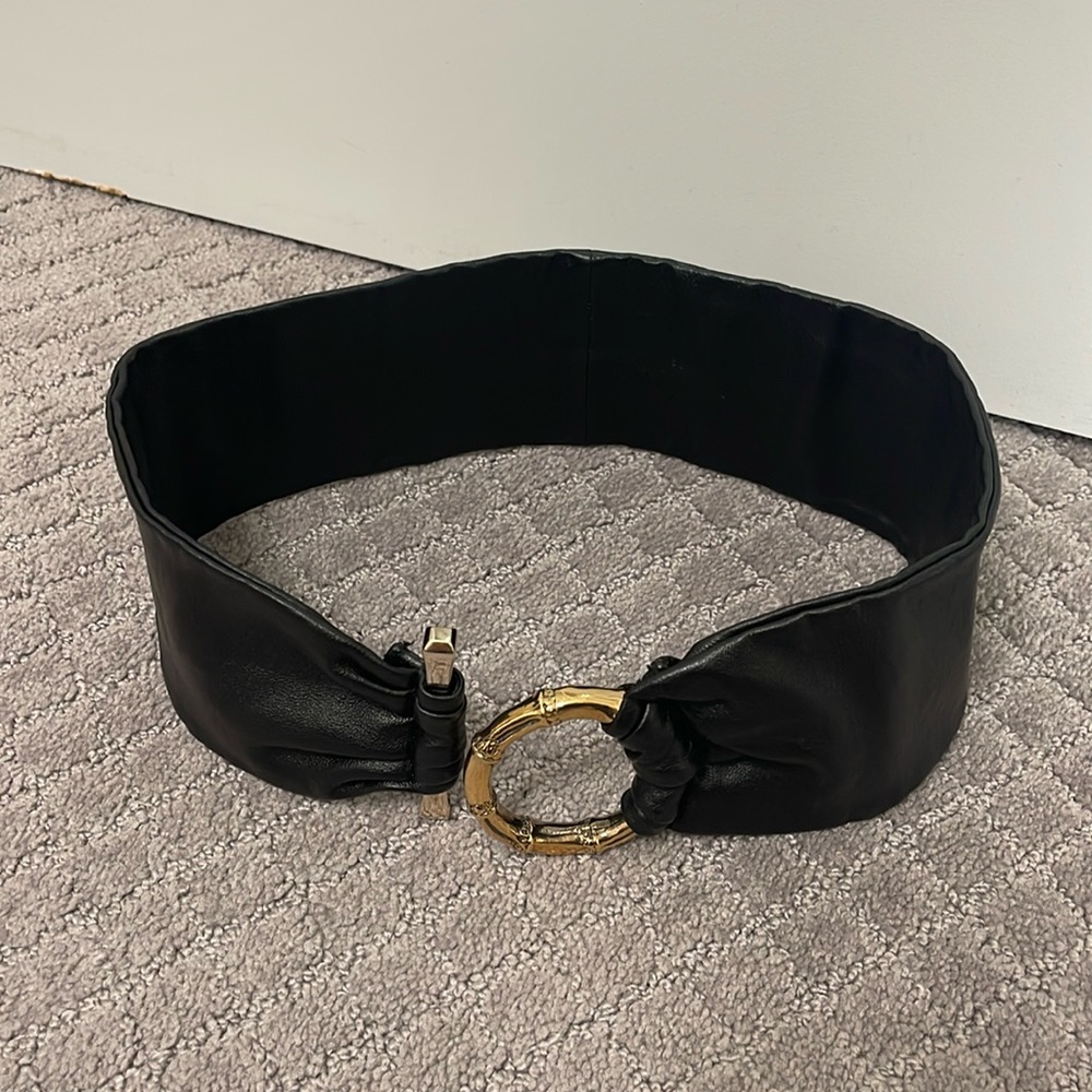 Gucci . Bamboo black leather belt